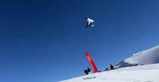 圖片來源：新體育網(wǎng)視頻截圖。