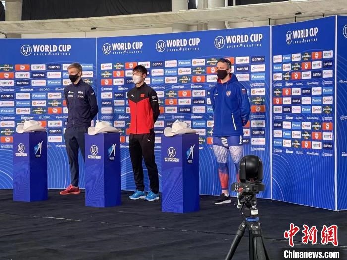 我國(guó)速滑在國(guó)際大賽上取得的第一個(gè)男子1000米金牌?！『邶埥◇w育局提供