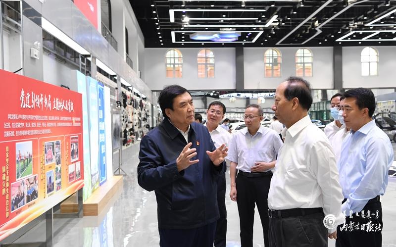 1629424112548265.jpg 00300507087_a5b5bed2.jpg