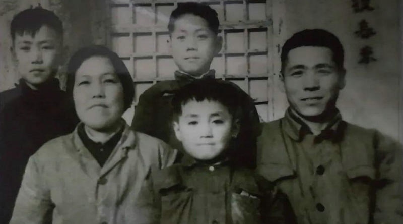 1637940368123974.jpg 徐.jpg