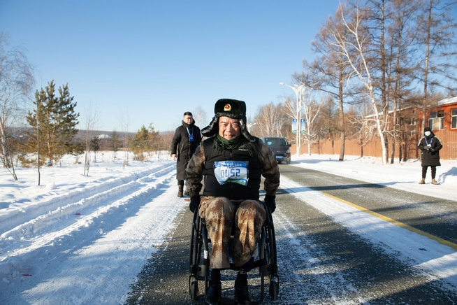 中共黨員、一等功榮立者王曙光不畏嚴(yán)寒，挑戰(zhàn)自我（王鵬）.jpg