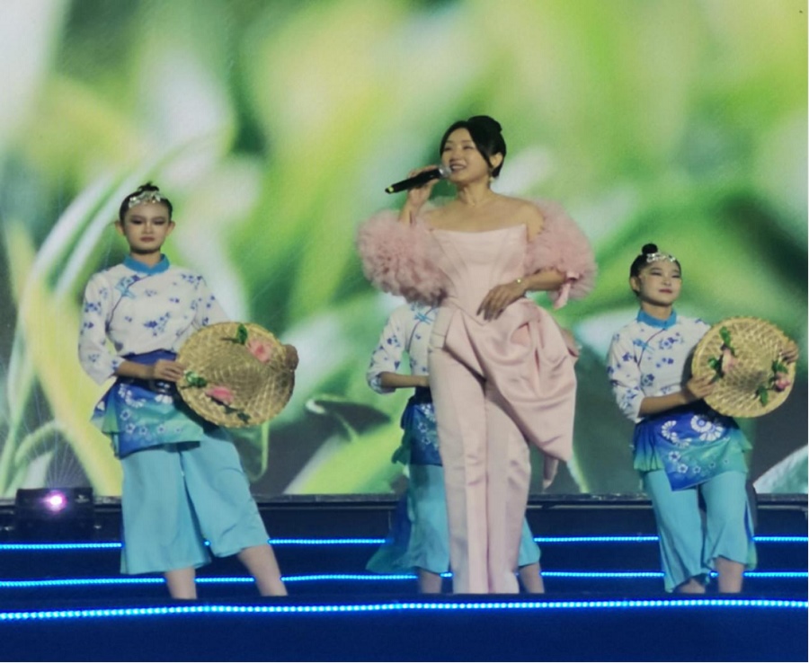 “如七而遇 相思烏?！边@場(chǎng)七夕主題音樂(lè)會(huì)甜出圈584.png