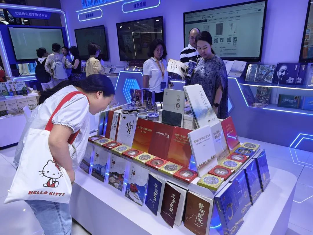 1756600729391589.jpg 3.jpg