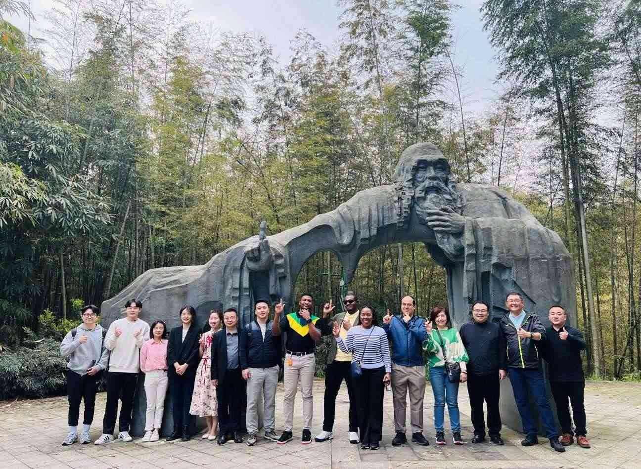 Guizhou Echo | 這一波，貴州又圈“國際粉”了