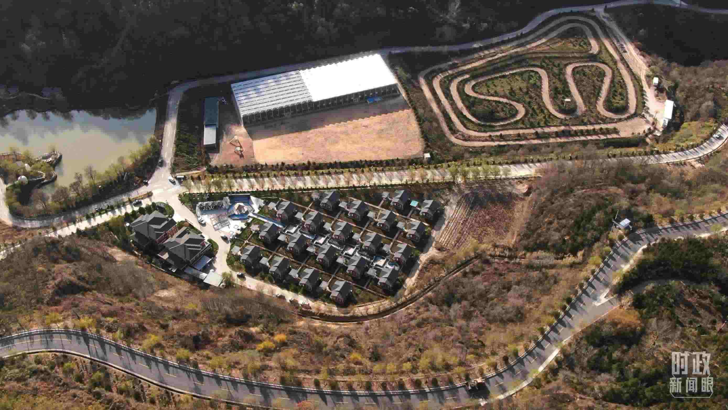 △延安市安塞區(qū)高橋鎮(zhèn)南溝村。2022年10月，總書記曾到這里考察調(diào)研。（總臺記者劉海濤、錢金庫拍攝）