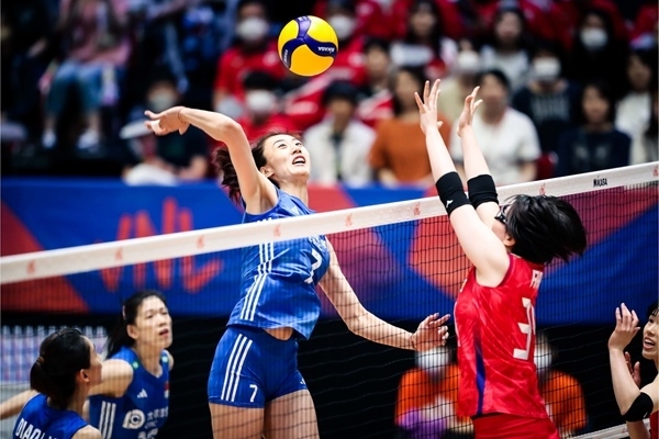 王媛媛扣球。圖片來(lái)源：國(guó)際排聯(lián)