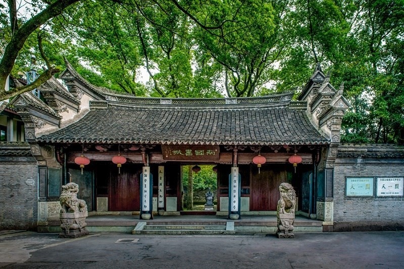 天一閣正門(mén)。 天一閣博物院供圖