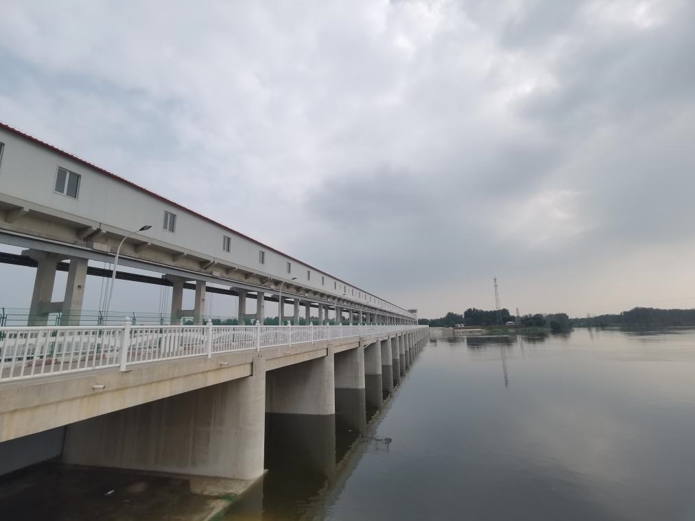 圖為獨(dú)流減河進(jìn)洪南閘。新華社記者 劉惟真 攝