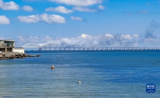 這是8月12日拍攝的克里米亞大橋。新華社/塔斯社