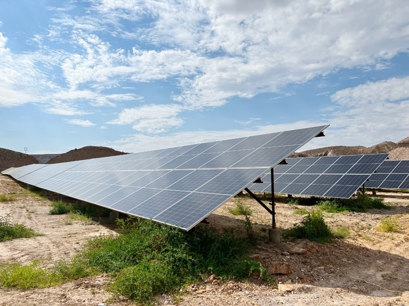 甘肅白銀深部銅礦廢石場(chǎng)100兆瓦光伏發(fā)電項(xiàng)目。受訪(fǎng)者供圖