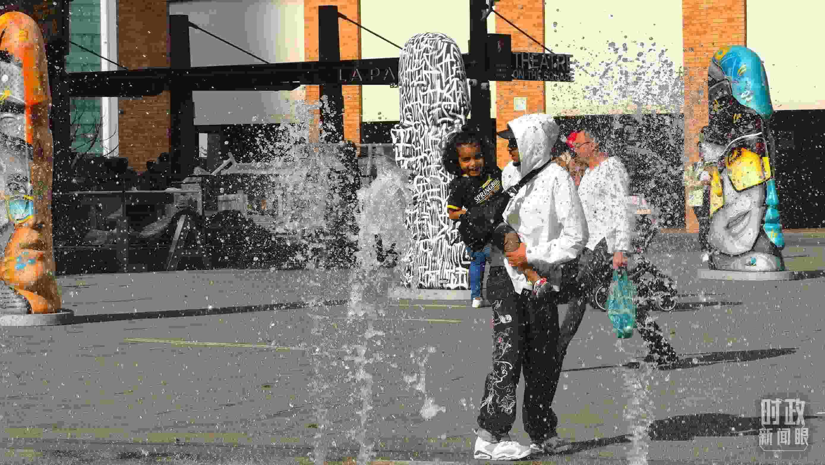 △約翰內(nèi)斯堡街頭。（總臺央視記者韓銳拍攝）