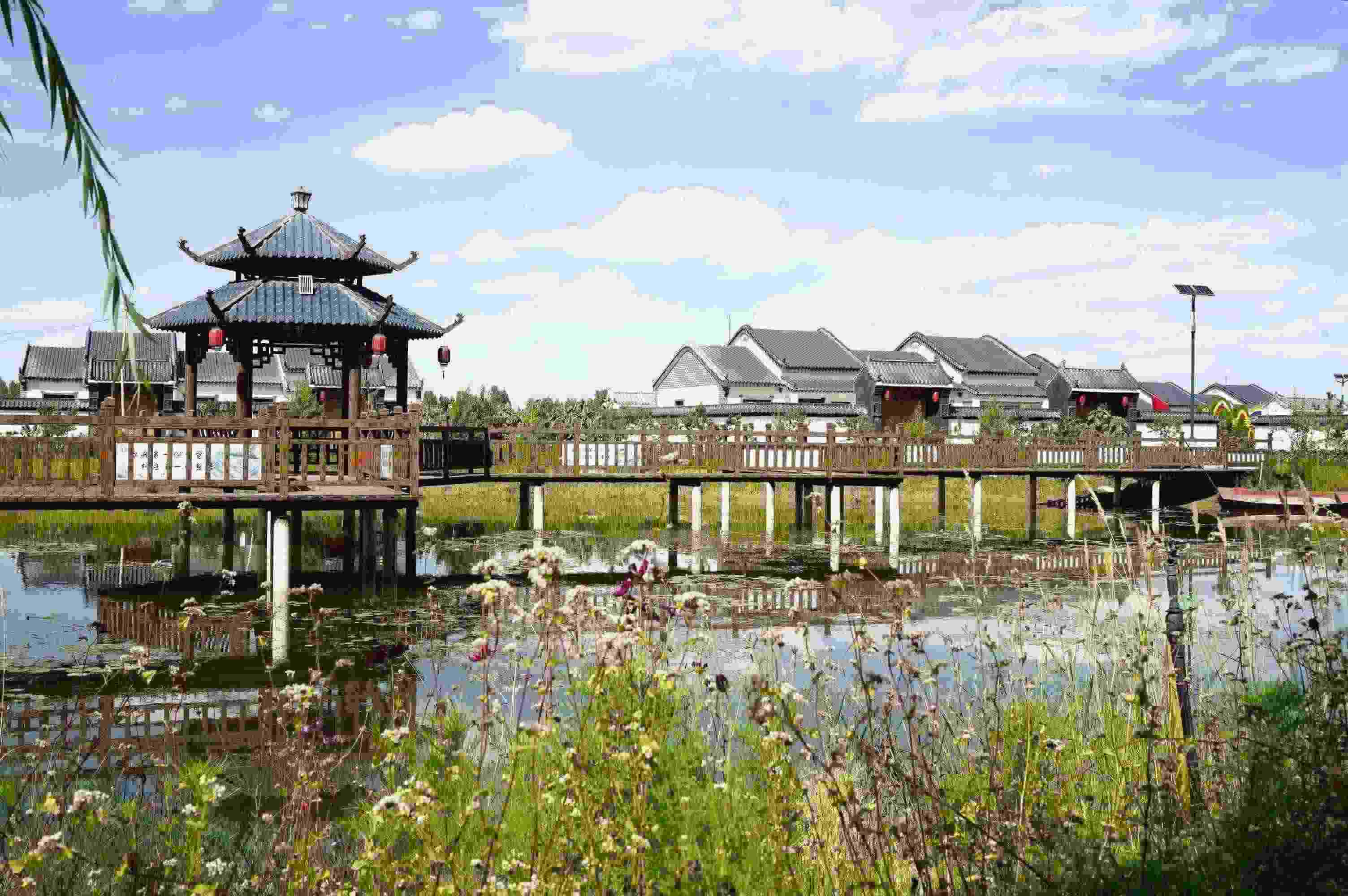 黃家堡村，筑夢(mèng)新居。張文博攝