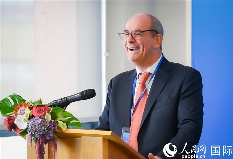 圖為倫敦?戶港代表致辭。人民網(wǎng) 郭錦標(biāo)攝