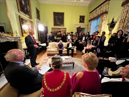 藝術(shù)節(jié)舉辦的人文交流活動。主辦方供圖