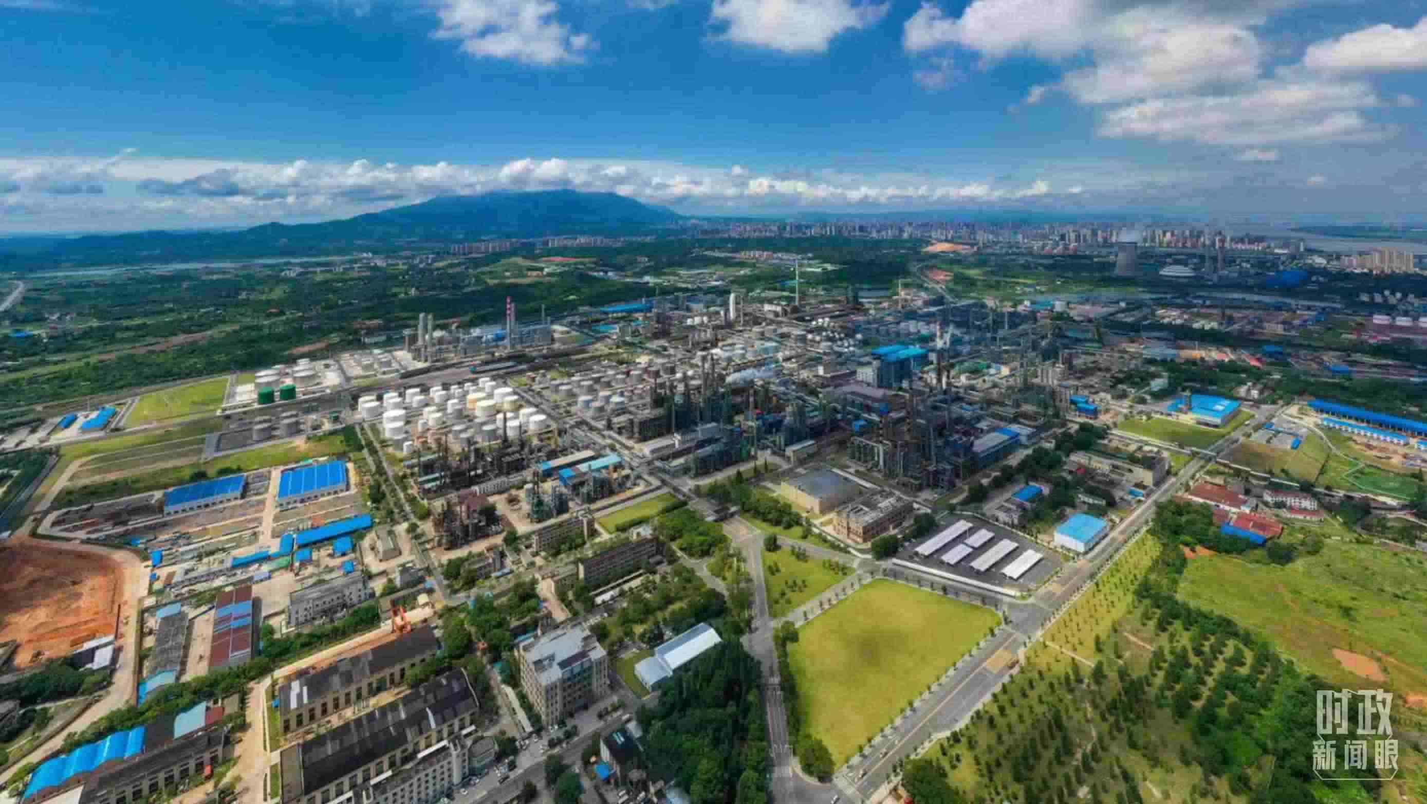 △中國石化九江分公司。（總臺記者劉陽拍攝）