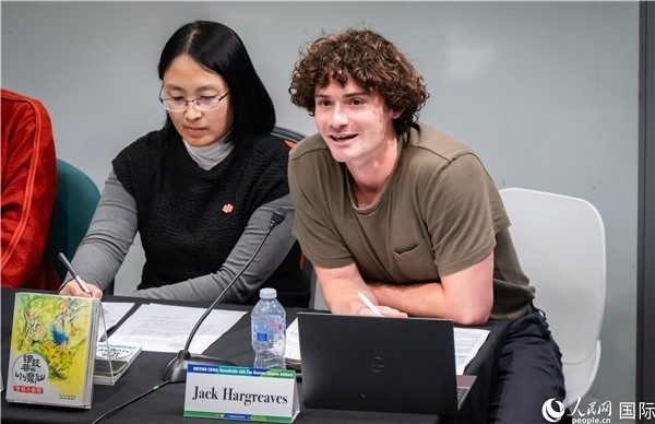 4、英國漢學家沈如風對中國文學譯作的未來充滿期待。郭錦標攝