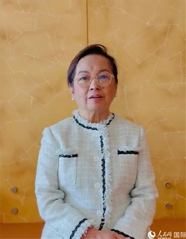 菲律賓前總統(tǒng)阿羅約通過(guò)視頻發(fā)表致辭。人民網(wǎng)記者樊帆 攝