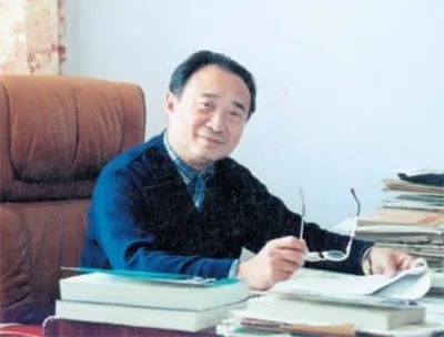 中年時的鐘萬勰。大連理工大學(xué)供圖