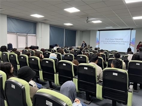 現(xiàn)場宣講中企。主辦方供圖