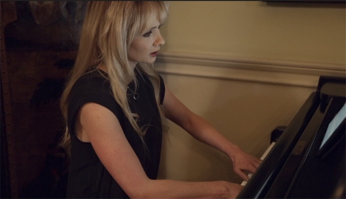 斯黛夫·康納演奏。潘耿攝