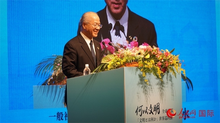 日本日中協(xié)會(huì)理事長(zhǎng)瀨野清水致辭。人民網(wǎng) 蔣曉辰攝