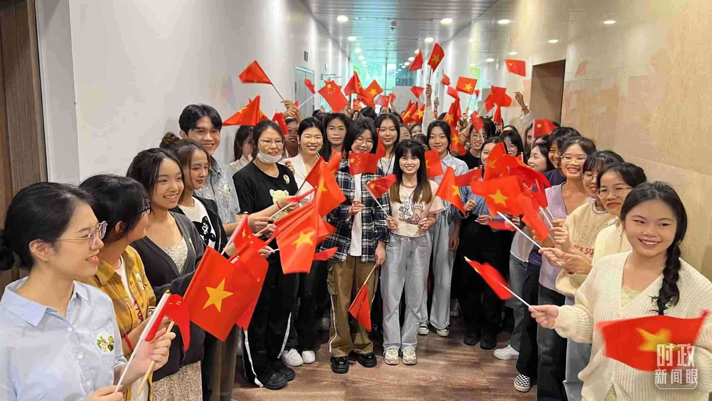 △中越青年齊聚一堂。（總臺央視記者程鋮拍攝）