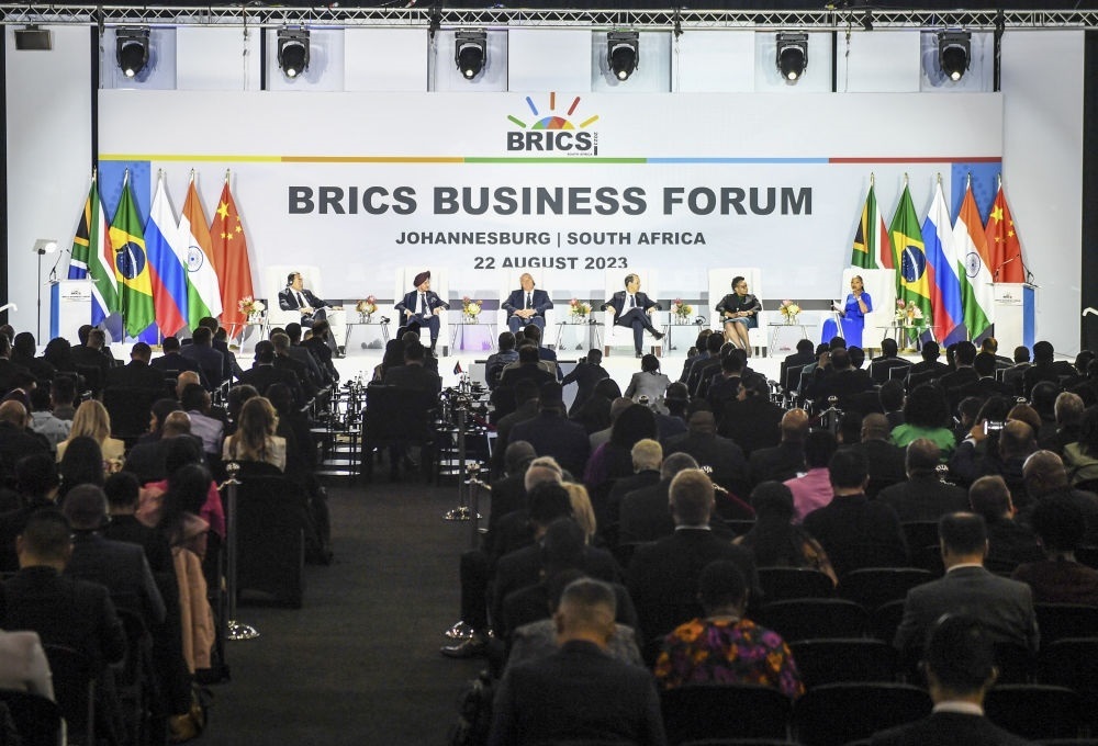 這是2023年8月22日在南非約翰內(nèi)斯堡拍攝的金磚國(guó)家工商論壇現(xiàn)場(chǎng)。新華社記者 李亞輝 攝