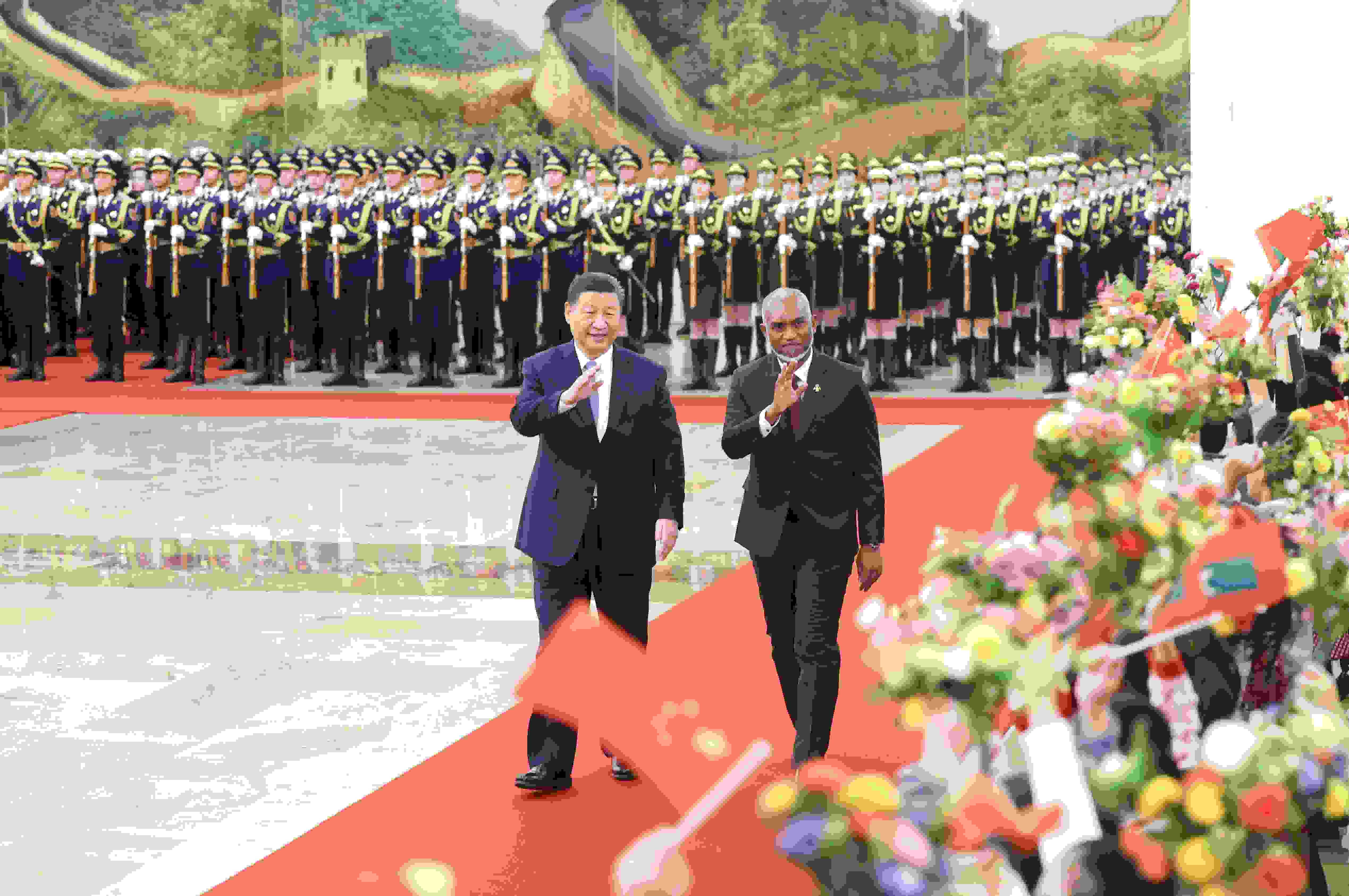 △2024年1月10日下午，國(guó)家主席習(xí)近平在北京人民大會(huì)堂同來華進(jìn)行國(guó)事訪問的馬爾代夫總統(tǒng)穆伊茲舉行會(huì)談。會(huì)談前，習(xí)近平主席在人民大會(huì)堂北大廳為穆伊茲總統(tǒng)舉行歡迎儀式。