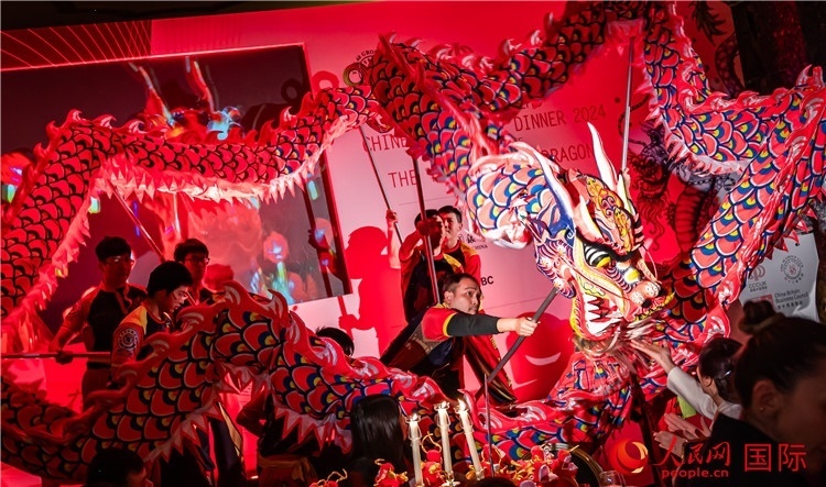 “共慶中國年 共享新機遇”破冰者新春晚宴現(xiàn)場盛況。人民網(wǎng) 郭錦標(biāo)攝