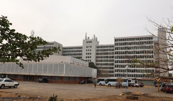 中塞友誼大廈。