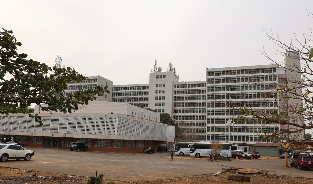 中塞友誼大廈。