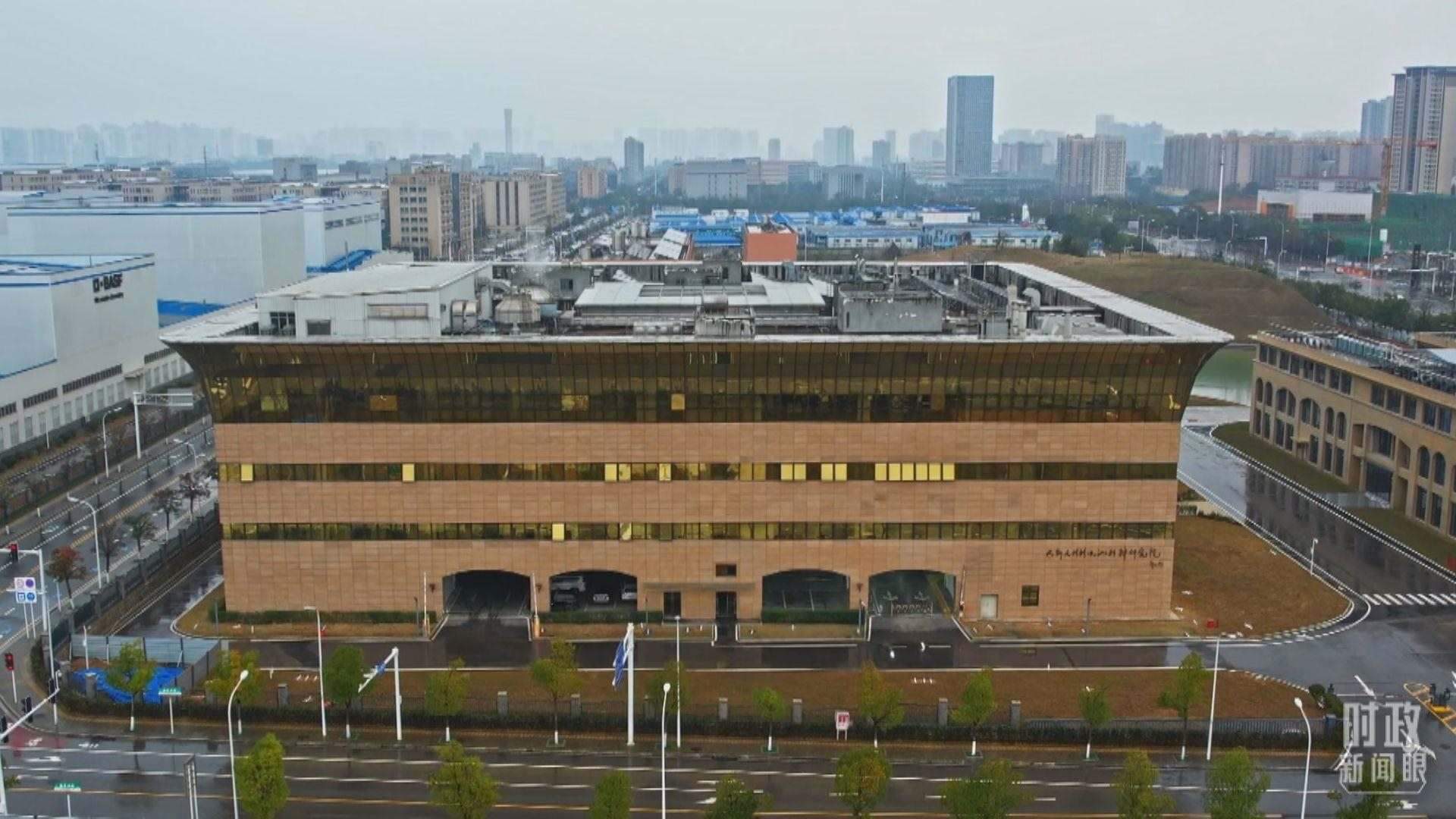 △巴斯夫杉杉電池材料有限公司。（總臺(tái)記者陳稼、楊侃拍攝）