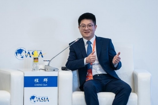 3月27日，猿輔導(dǎo)集團(tuán)副總裁、人工智能研究院院長(zhǎng)程群在分論壇上發(fā)言。新華社記者 曹夢(mèng)瑤 攝