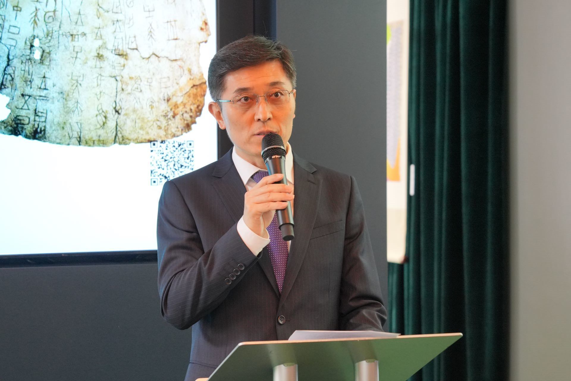 中國駐英國使館公使楊曉光致辭。主辦方供圖