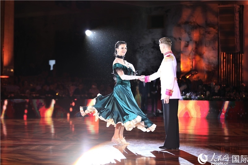 第五屆“克里姆林宮杯”國標舞錦標賽現(xiàn)場。于子恒攝