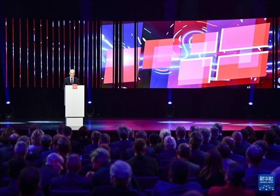 4月21日，挪威首相斯特勒在德國漢諾威工業(yè)博覽會(huì)開幕式上致辭。挪威是今年展會(huì)主賓國。新華社記者 任鵬飛 攝