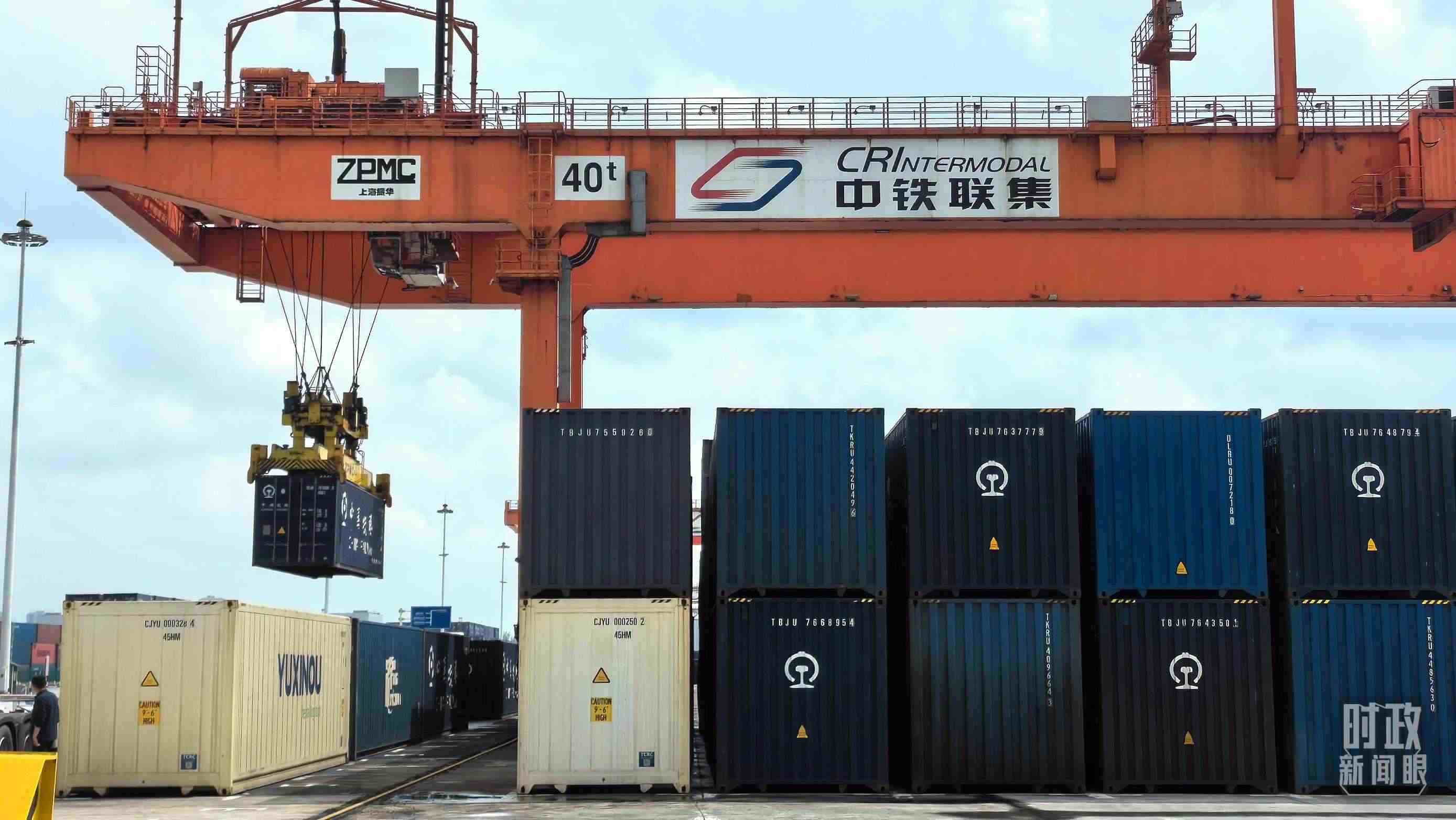 △重慶國際物流樞紐園區(qū)。（總臺央視記者趙化拍攝）