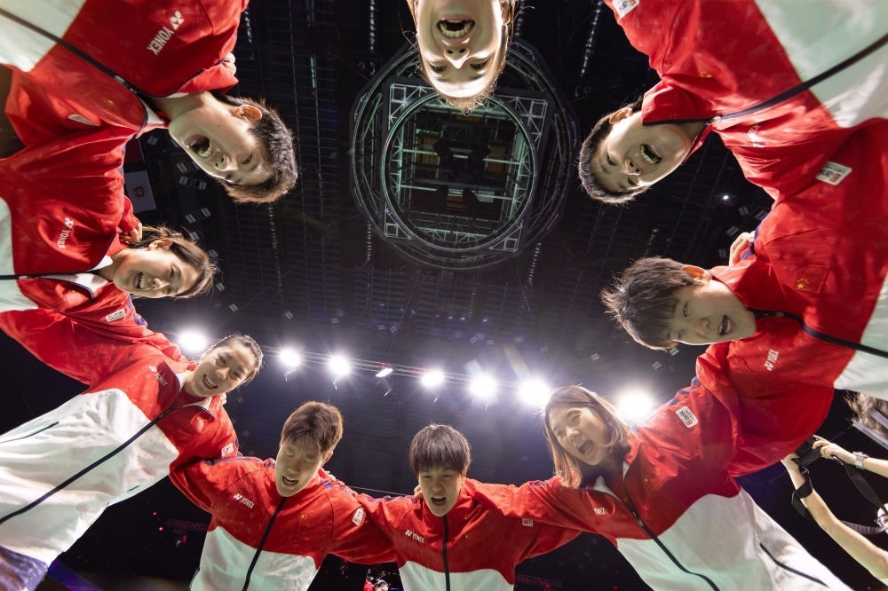 5月5日，中國隊在賽前互相鼓勵。新華社記者 江宏景 攝