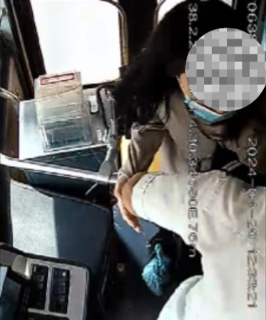 公交車上他一聲大吼！魏杰，好樣的！