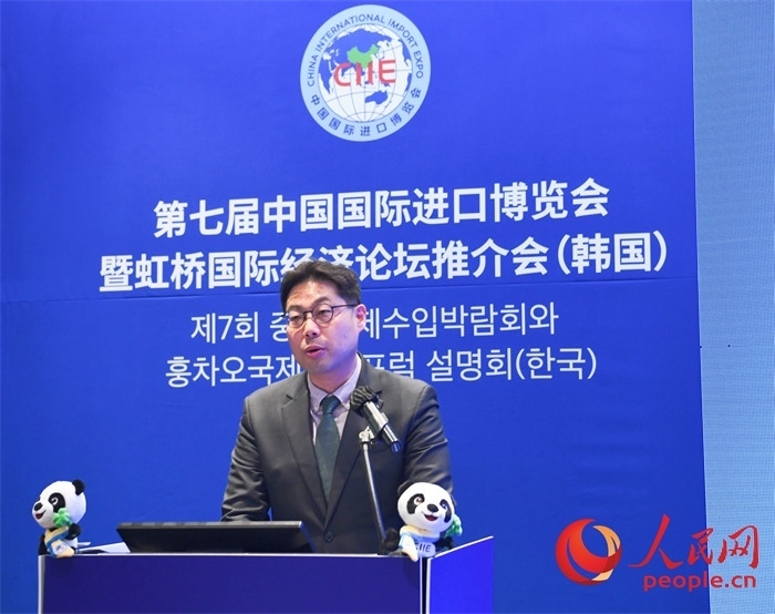 三養(yǎng)方圓集團副社長韓世爀發(fā)言。 人民網(wǎng) 程安康攝