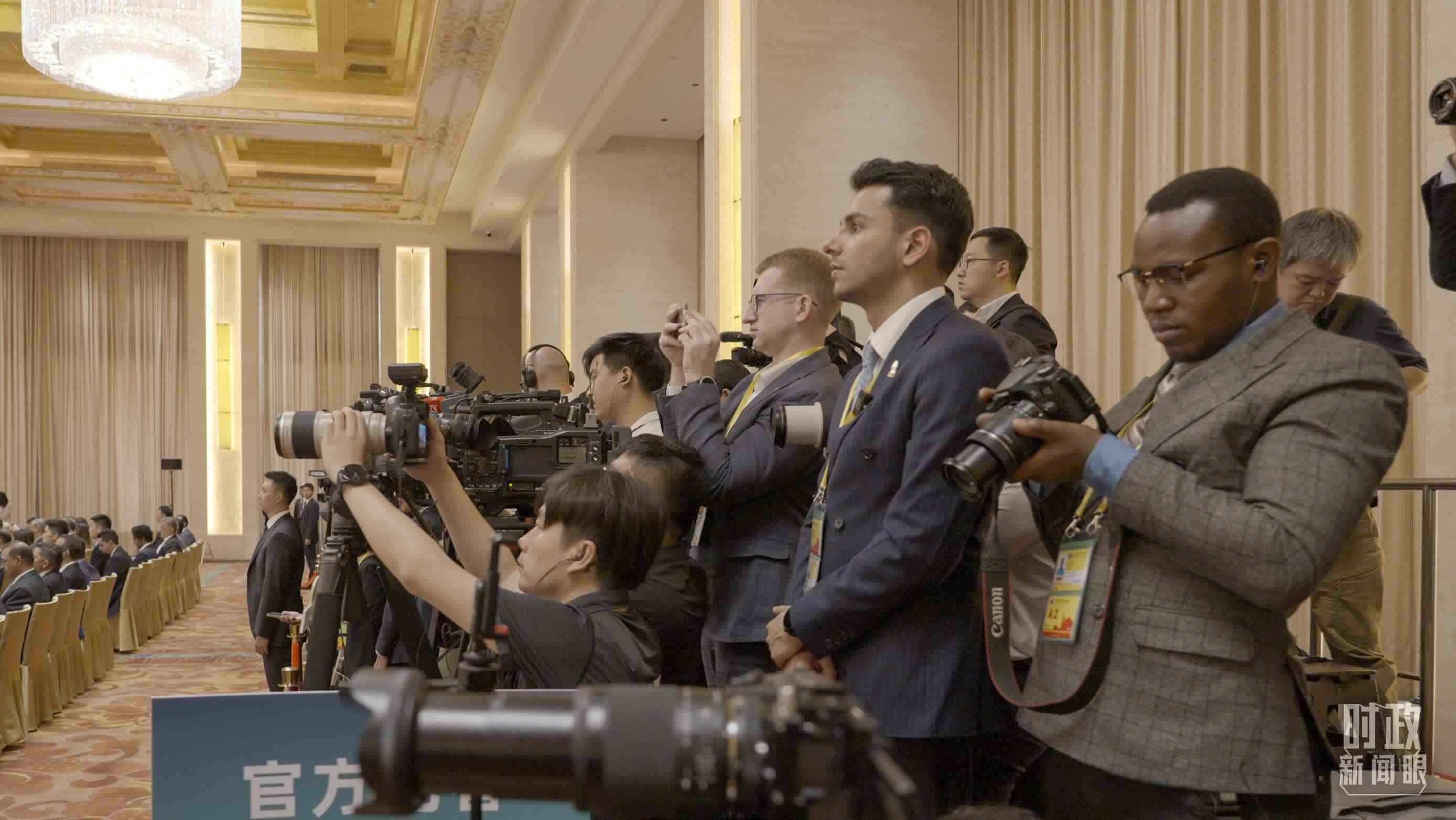 △現(xiàn)場媒體區(qū)。（總臺(tái)央視記者彭漢明拍攝）