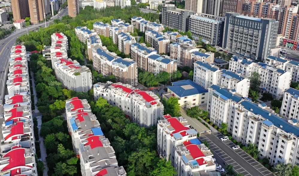 6月19日拍攝的長城花園社區(qū)（無人機(jī)照片）。