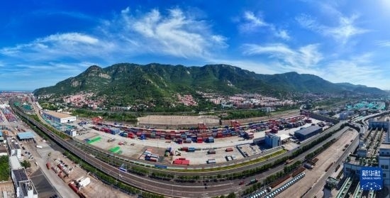 這是6月26日拍攝的中哈連云港物流合作基地（無人機(jī)照片）。新華社記者 季春鵬 攝