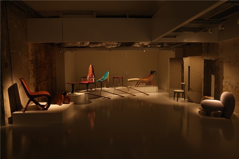 《新生萬物-中國非遺與當(dāng)代設(shè)計(jì)展》展廳。陽光媒體集團(tuán)供圖