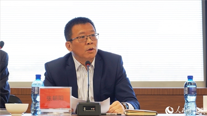 張朝陽代會長做協(xié)會上半年工作匯報。人民網(wǎng) 劉暢攝