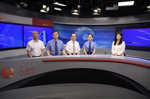 訪談現(xiàn)場。人民網(wǎng)記者 王曉嘯攝