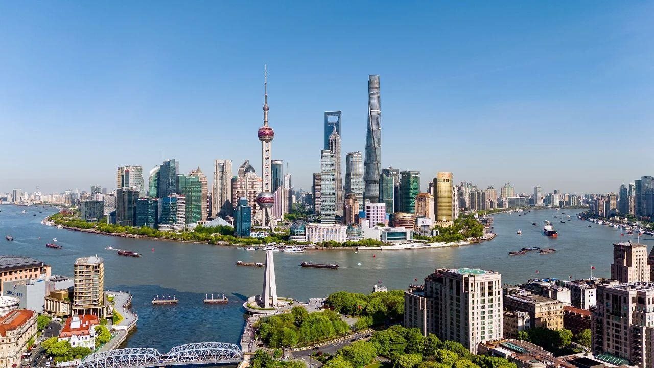 從一扇“門”、一座“城”、兩張“網(wǎng)”，看浦東新區(qū)改革常新