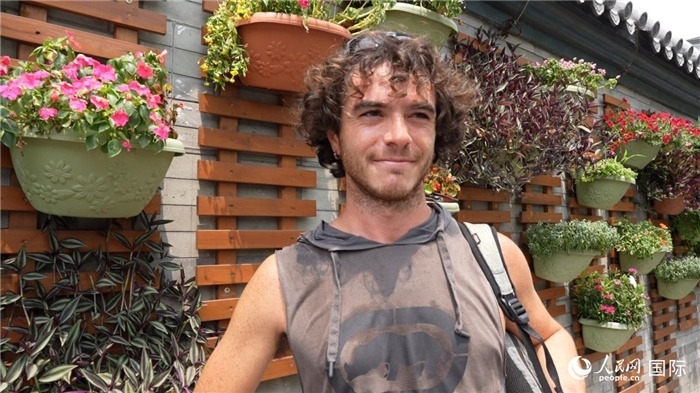 圖為意大利籍游客盧卡·拉·萬科（Luca La Vanco）。人民網(wǎng)記者 吳超嵐攝