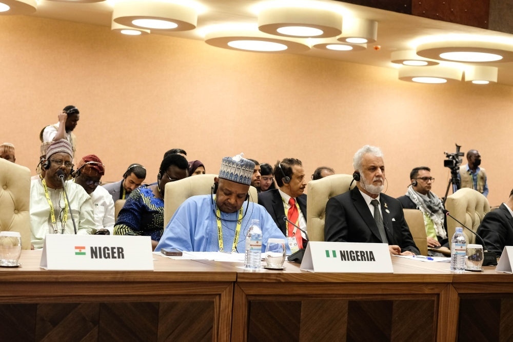 1月20日，與會代表出席在烏干達首都坎帕拉舉行的不結盟運動第19次峰會閉幕式。新華社發(fā)（阿佳拉·納瓦達攝）