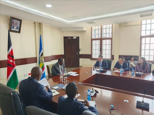 （座談會現(xiàn)場。駐肯使館供圖）